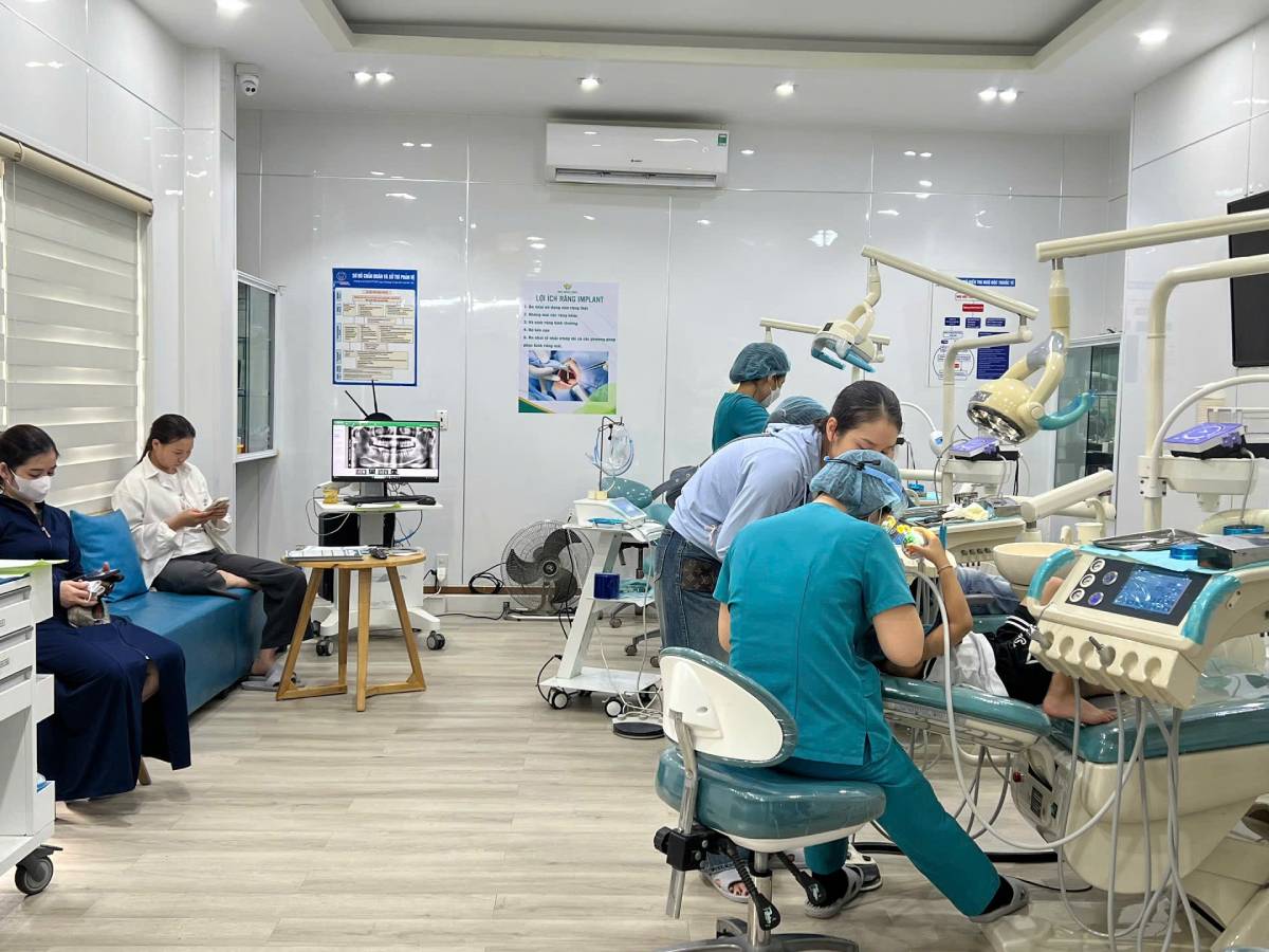 Lựa Chọn Hàm Tháo Lắp Phù Hợp – Bí Quyết Giữ Nụ Cười Trọn Vẹn